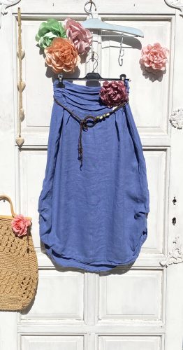 Olasz, len, oldalán húzott, kék szoknya:))