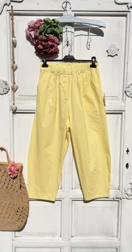 Olasz, extra kényelmes és rugalmas sárga, zsebes nadrág:)))
