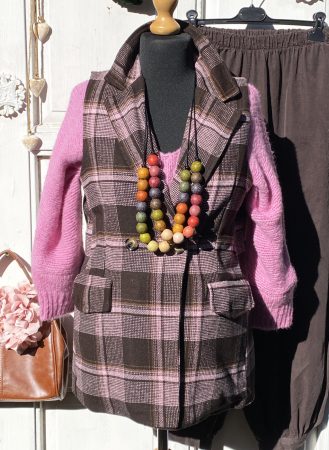 Olasz, hosszított, barna/rózsaszín kockás mellény:)) Olasz, hosszított, barna/rózsaszín kockás mellény:))