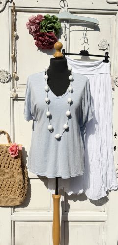 Olasz, rojtozott/koptatott/hosszított pasztell kék felső:))