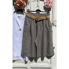   Olasz, len nadrág, bővebb szár résszel, cappuccino színben, ajándék övvel:))