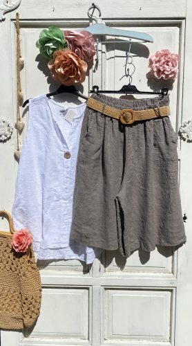 Olasz, len nadrág, bővebb szár résszel, cappuccino színben, ajándék övvel:))
