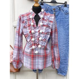   Olasz, zsabós elegancia, piros alappal, hölgyeim, romantikára fel:)))