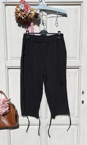 Olasz, limitált extra szabású nadrág, fekete színben:))