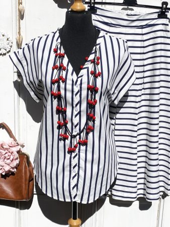 Olasz, kék/fehér csíkos blúz:)) Olasz, kék/fehér csíkos blúz:))