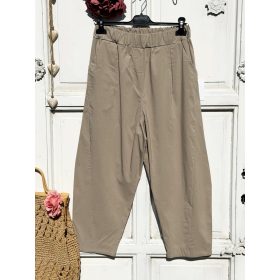   Olasz, extra kényelmes és rugalmas mély bézs, zsebes nadrág:)))