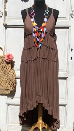 Olasz, fodros, hátul hosszított barna ruha: hölgyeim: romantikára fel:)) Olasz, fodros, hátul hosszított barna ruha: hölgyeim: romantikára fel:))