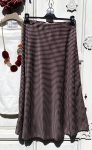 Olasz, barna alapon fehér pöttyös szoknya:))