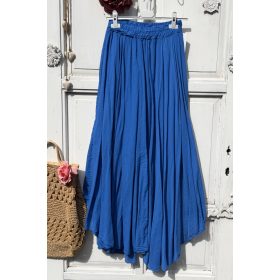   Olasz, pamut, alján kerekített libbenős, király kék szoknya:))