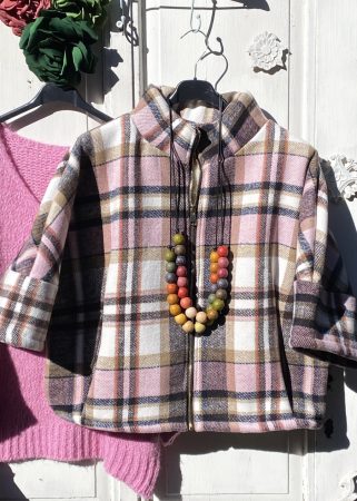 Olasz, rózsaszín/barna kockás kabátka, vastagabb anyagú, budás bélelt:) Olasz, rózsaszín/barna kockás kabátka, vastagabb anyagú, budás bélelt:)