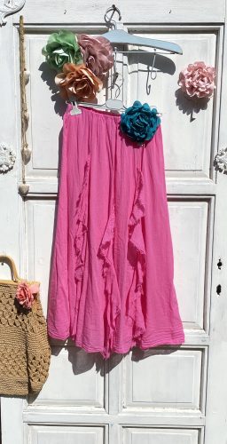 Olasz, libbenős szoknya, zsabóval ciklámen színben:))