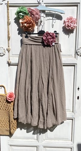 Olasz, libbenős pamut gyűrt szoknya, cappuccino színben:))