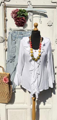 Olasz, zsabós elegancia, fehér színben, hölgyeim, romantikára fel:)))