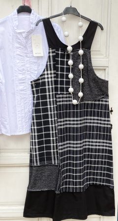 Olasz, Wendy Trendy,  extra szabású, különleges fekete/fehér kockás ruha, imádjuk:))))