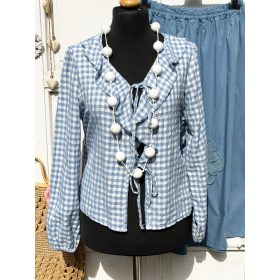   Olasz, zsabós/kockás/kötős, bármire rákapom blúz/boleró, kék alappal:))