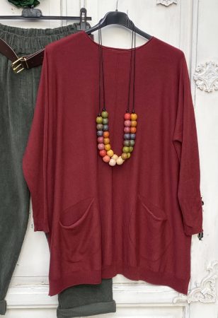 Olasz, elején két zsebes, hosszított kötött meggy pulcsi:))