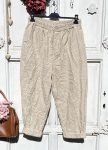   Olasz, limitált kollekciós, gyűrt, lazább nadrág, bézs színben:))