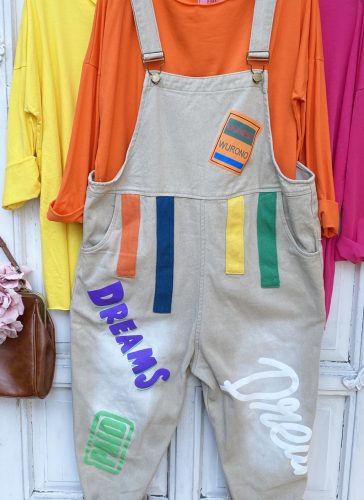 Olasz, vagány kantáros farmer, bézs alappal, vidám színekkel:))