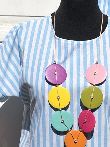 Olasz, kék/fehér csíkos felső:))